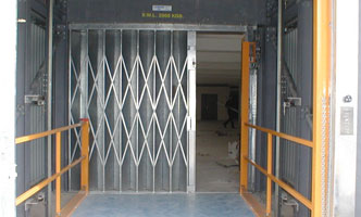 2 tonne loading bay goods lift